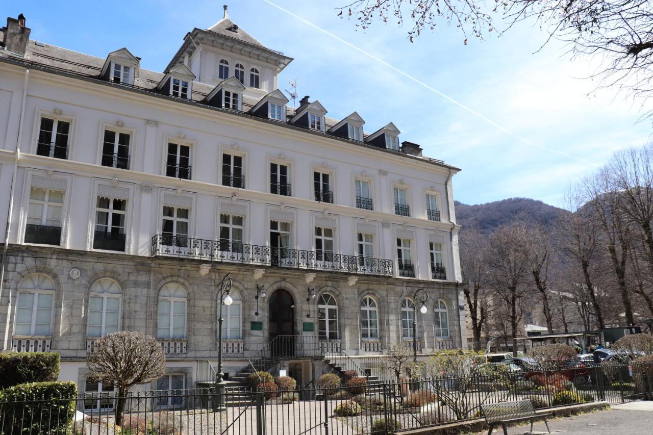 Bagnères-de-LuchonLe Palais D'Etignyアパートメント エクステリア 写真